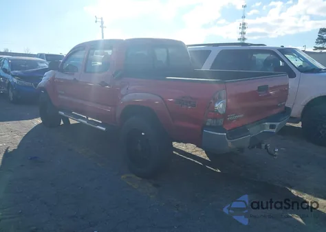 2011 Toyota Tacoma Base V6 z USA, uszkodzony, nr VIN 3TMLU4ENXBM068836